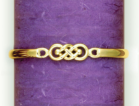 SOLID BANGLE PATTERNED FILIGREE BAR FEATURE