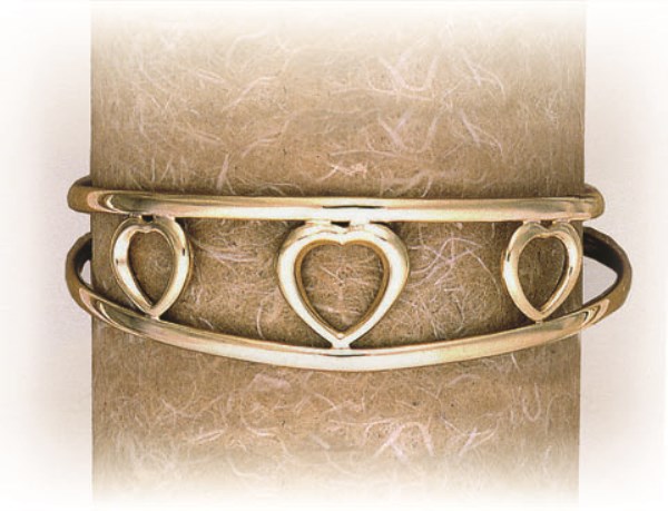 9CT SILVER FILLED BANGLES WITH GRADUATED HEARTS FEATURES