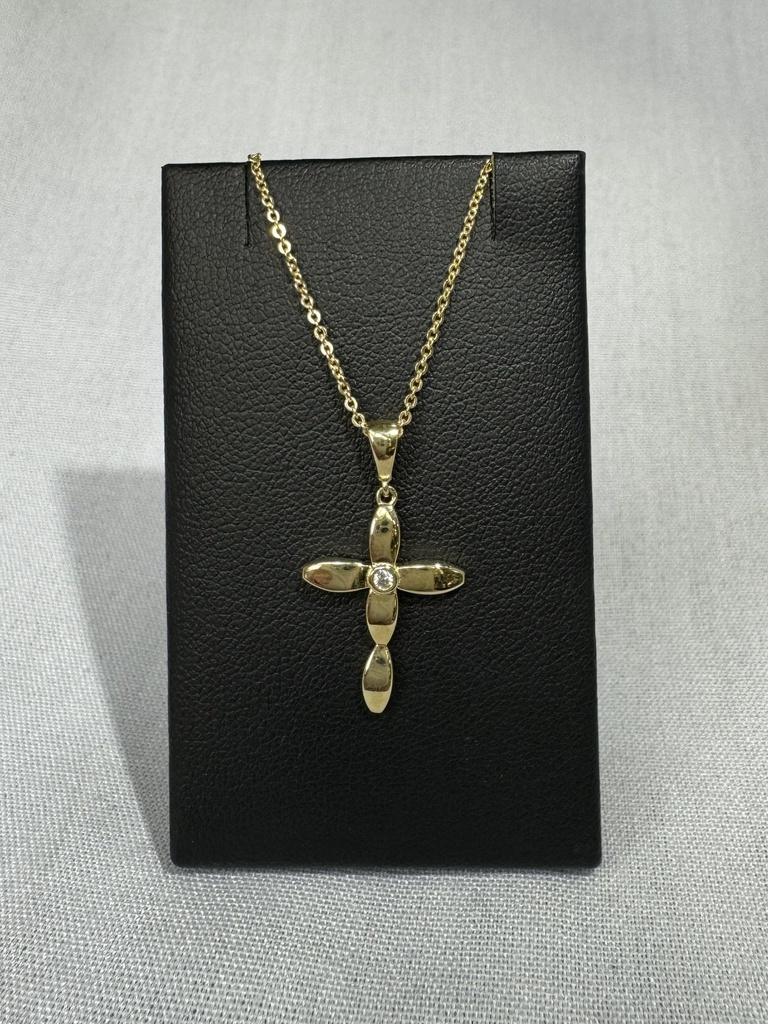 9Y CZ PATTERN CROSS PENDANT - XX0010