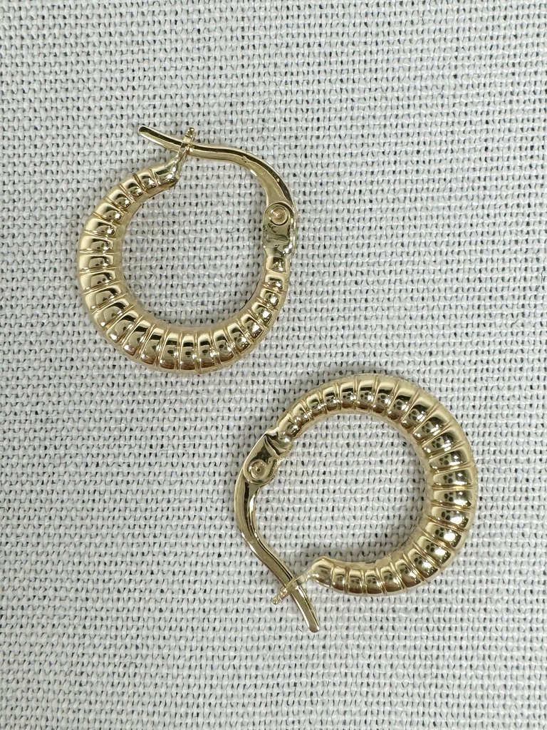 9Y STRIPED CRESCENT HOOP - XX00126