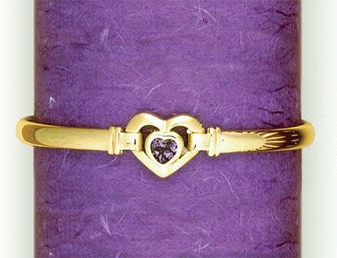 SOLID BANGLE HEART STONE SET FEATURE