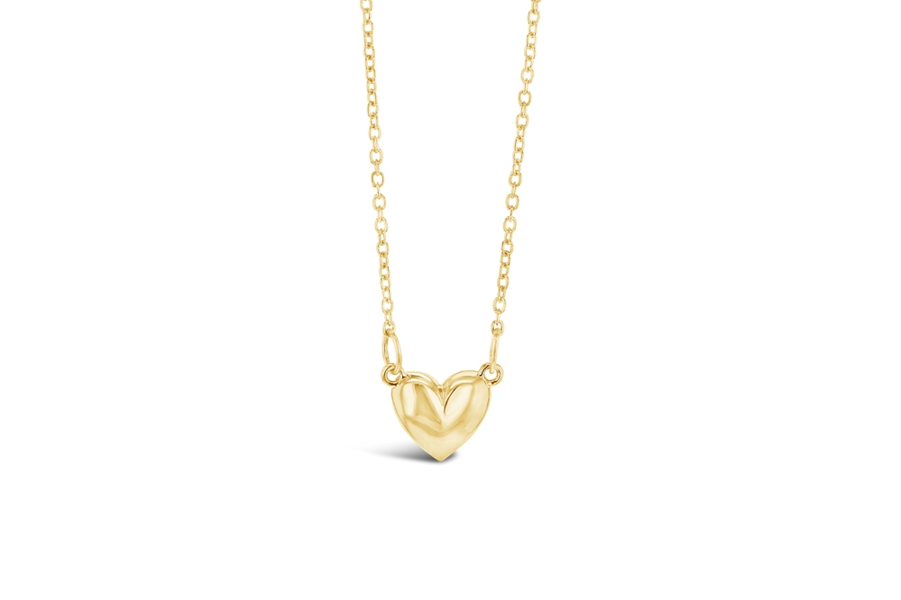 SMALL ROUNDED HEART ON FINE HAMMERED CABLE CHAIN