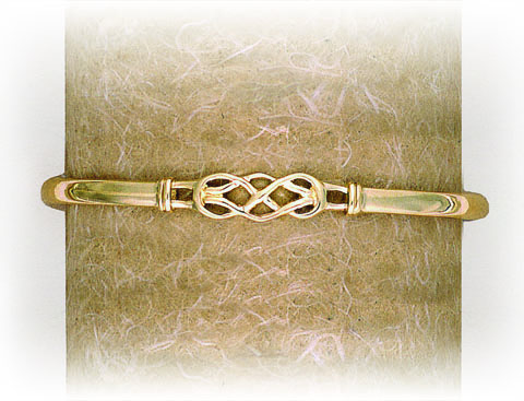 [Y2C90] SOLID BANGLE SIMPLE OPEN CELTIC FEATURE