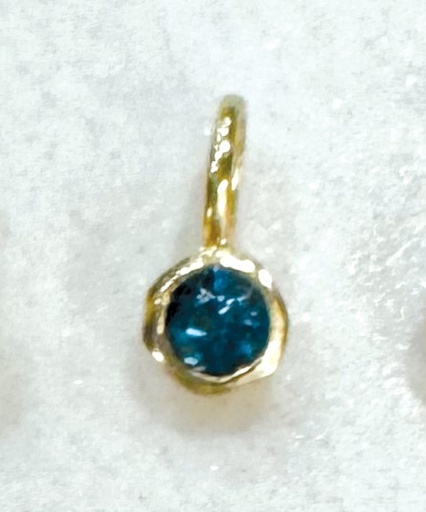 [CPJ15-LTOP 9Y] 9Y MINI LONDON BLUE TOPAZ CHARM