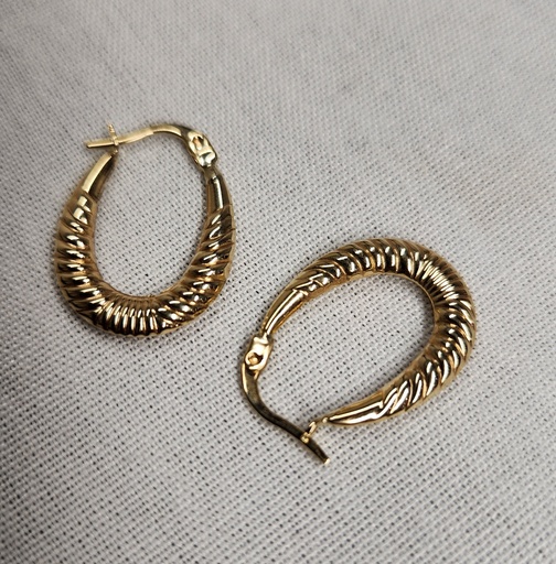 [XX0127] 9Y STRIPED OVAL CRESCENT HOOP - XX0127